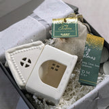 NEW! Cosy Christmas Gingerbread House & Wax Melts Gift Set