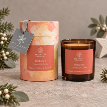 Radiance Large Essential Oil Candle with FESTIVE tag
