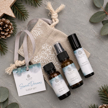 Serenity Mini Sleep Set in FESTIVE snowflake bag